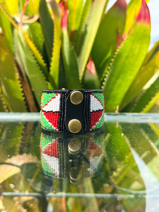 Taiyo | Mixed Color Pattern Beaded Watch