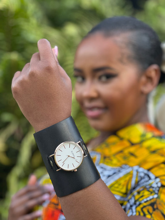 Lemaiyan | Black Leather Watch